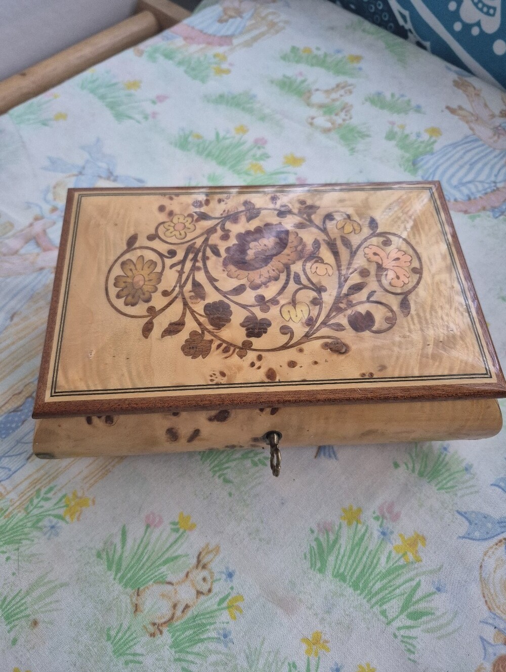 🌙Vintage Italian Sorrento Marquetry Music Box Burlwood COMPLETE W/ KEY Plays - Picture 3 of 10